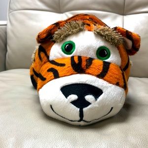 Flip Pets (Rio the Tiger and Happy the Hedgehog). Plush Toy